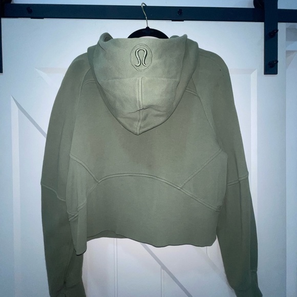 Lulu cropped zip up - Picture 3 of 3